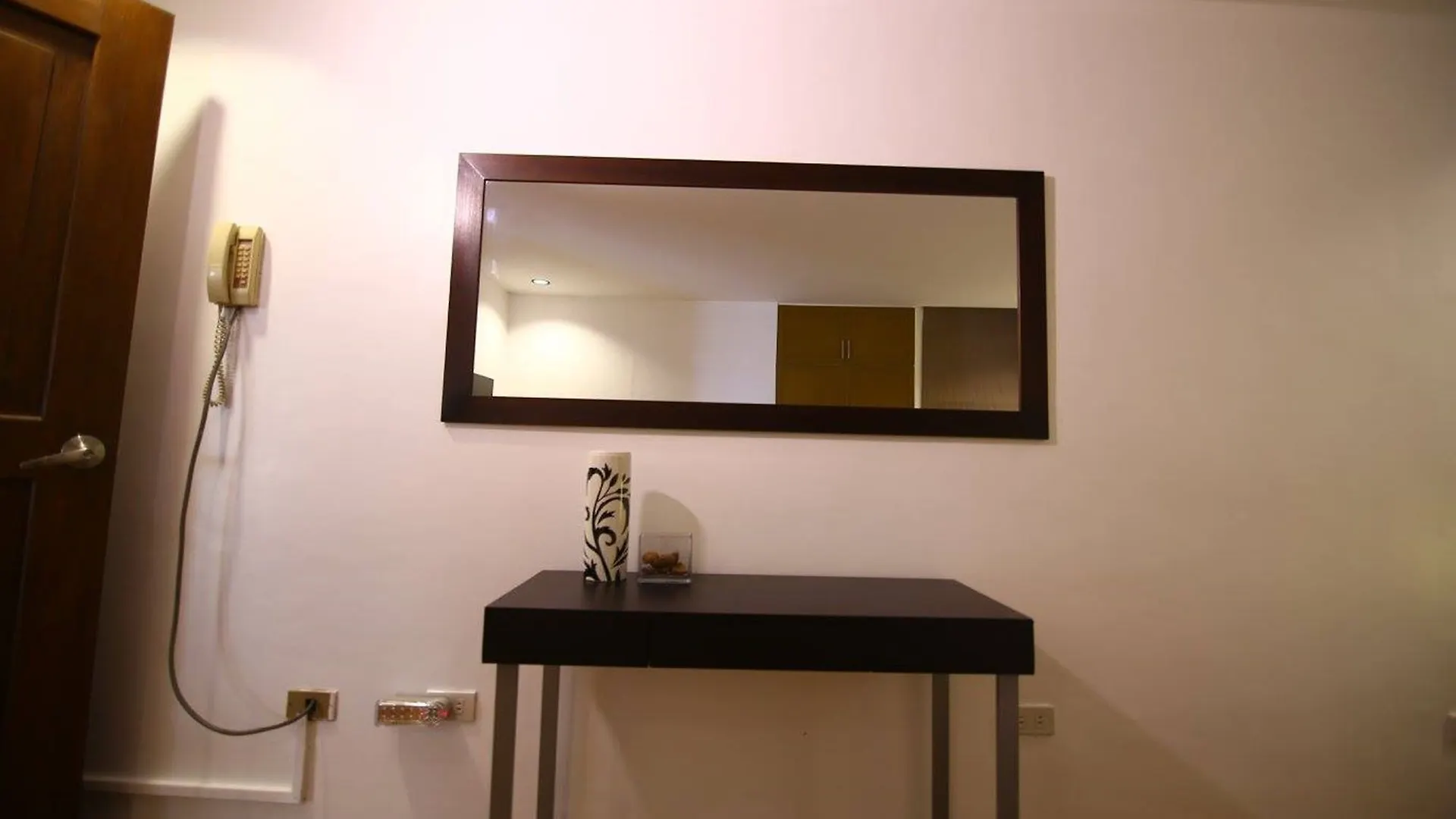 Apartment Reddoorz Plus @ Casino Street Makati Makati City